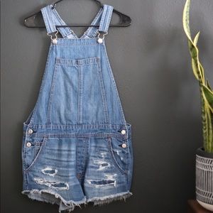 American Eagle Distressed Overall Shorts